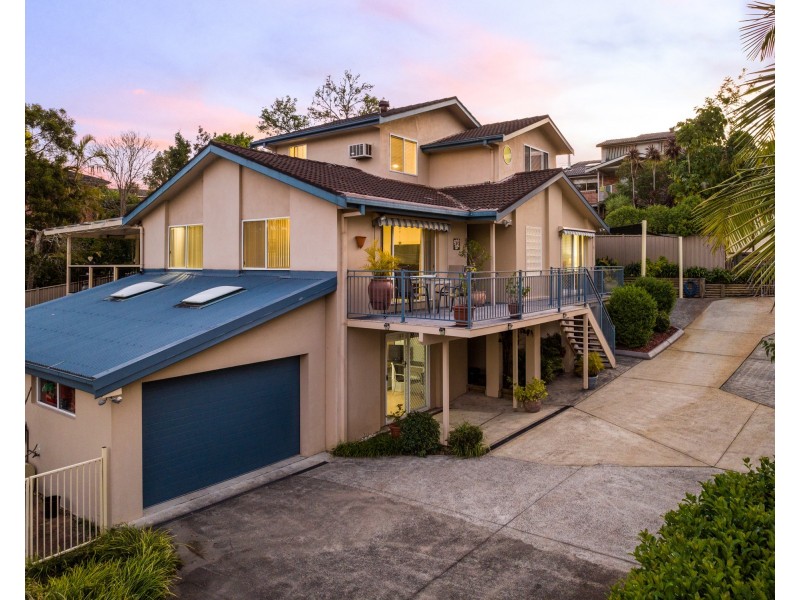 21 Dora Street, Lisarow NSW 2250