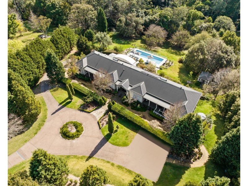 243 Avoca Drive, Kincumber NSW 2251