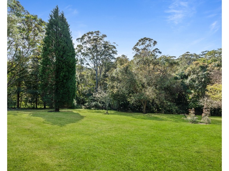 243 Avoca Drive, Kincumber NSW 2251