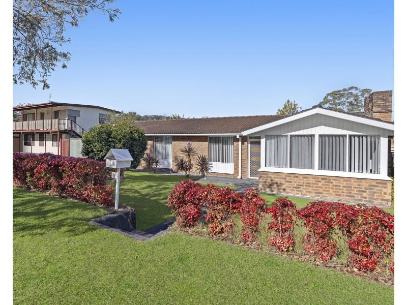 36 Walker Road, Wyoming NSW 2250