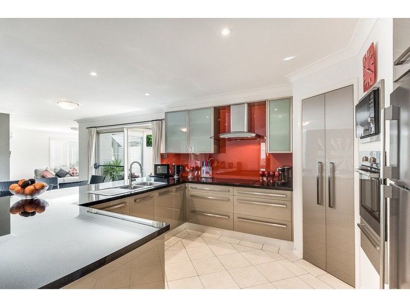 10 Woolybutt Crescent, Erina NSW 2250