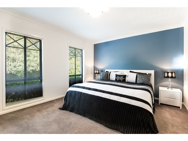 10 Woolybutt Crescent, Erina NSW 2250