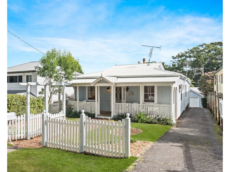 7 River Street, Springfield NSW 2250