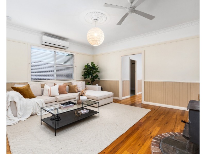 7 River Street, Springfield NSW 2250