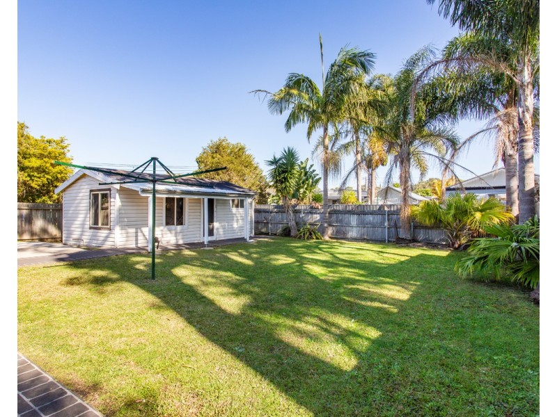 17 Cunningham Road, Killarney Vale NSW 2261