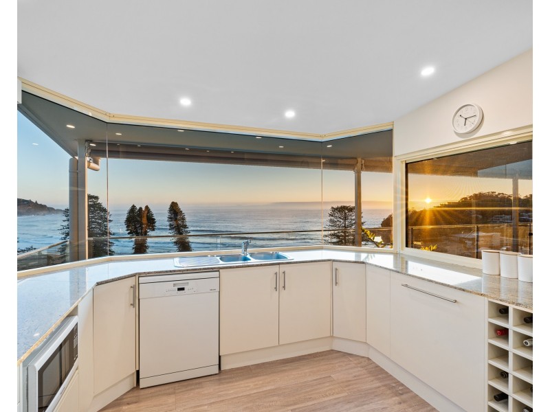 10 Ascot Avenue, Avoca Beach NSW 2251