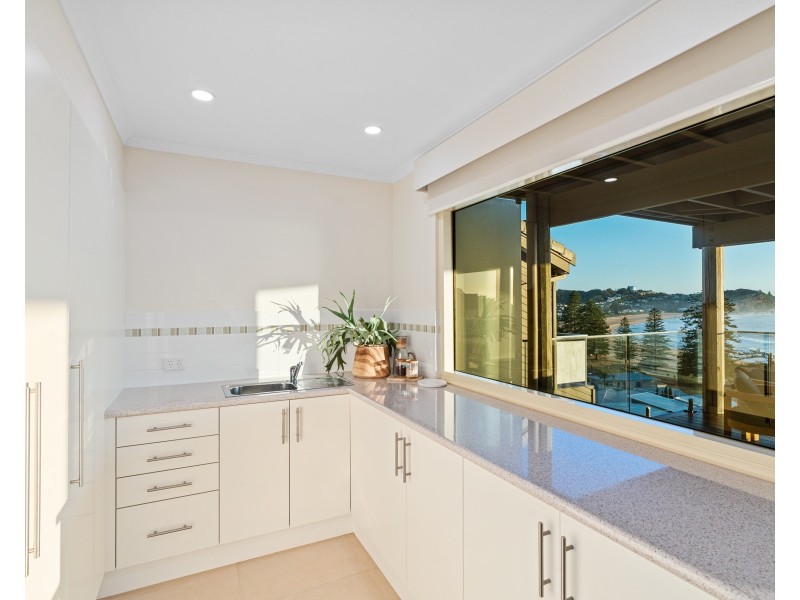 10 Ascot Avenue, Avoca Beach NSW 2251