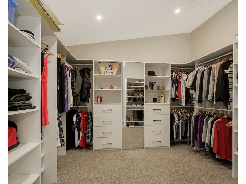 16 Berrys Lane, Fountaindale NSW 2258