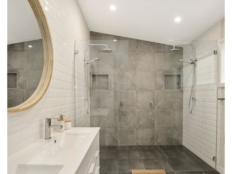 16 Berrys Lane, Fountaindale NSW 2258