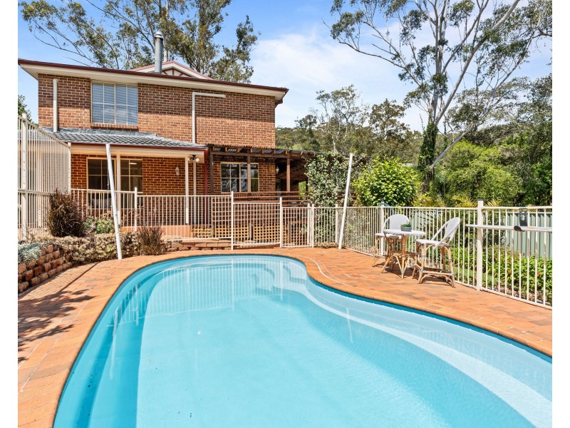 28 Ashburn Close, Lisarow NSW 2250