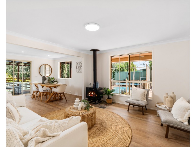 28 Ashburn Close, Lisarow NSW 2250
