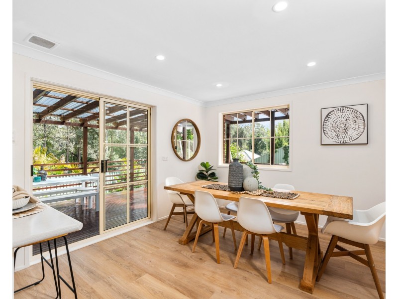 28 Ashburn Close, Lisarow NSW 2250