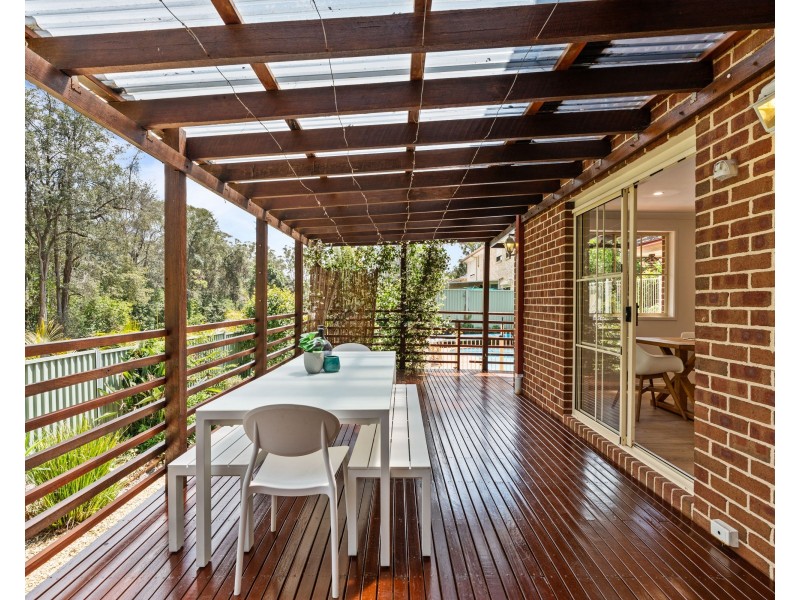 28 Ashburn Close, Lisarow NSW 2250