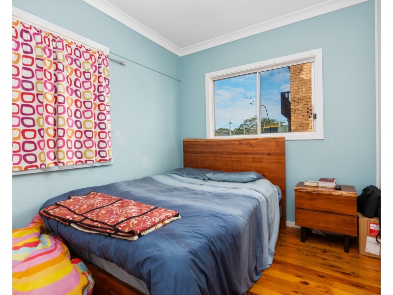 75 Acacia Avenue, Lake Munmorah NSW 2259