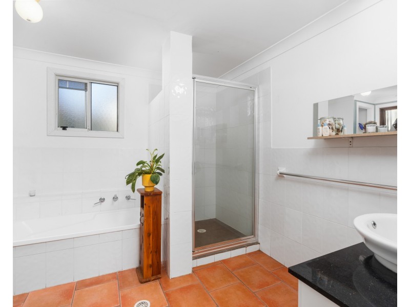 75 Acacia Avenue, Lake Munmorah NSW 2259