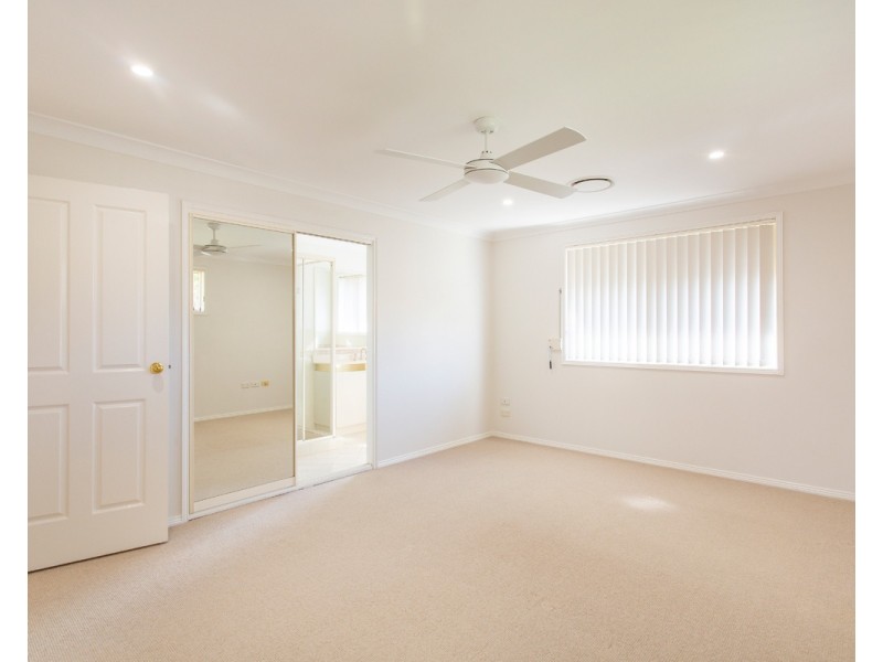 2/2 Marlborough Close, Terrigal NSW 2260