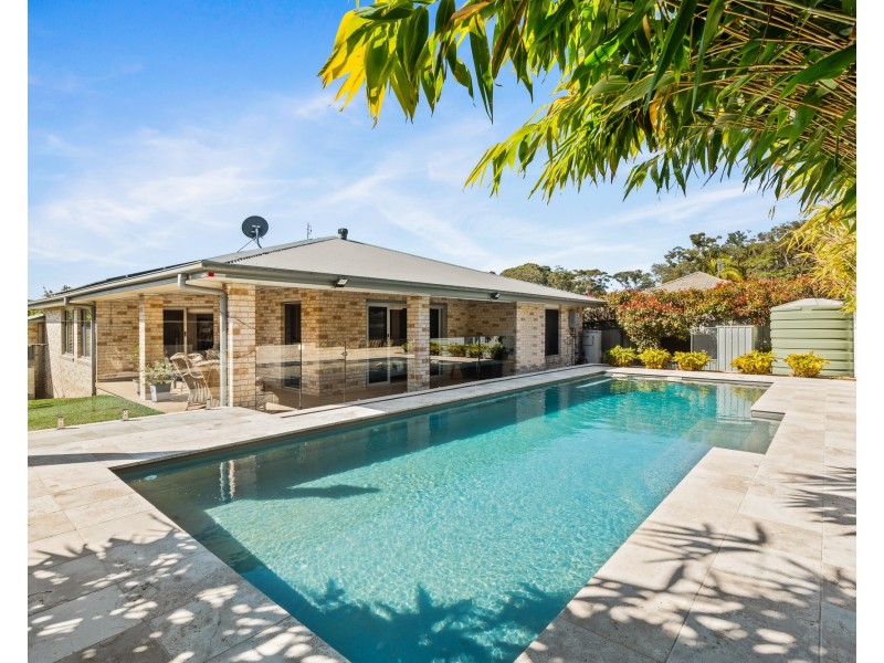 92 Coolawin Circle, Narara NSW 2250