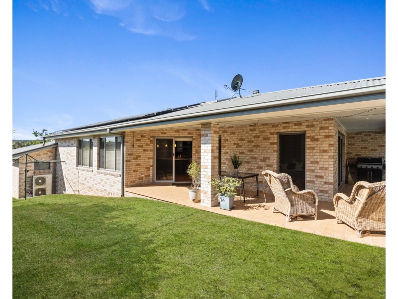 92 Coolawin Circle, Narara NSW 2250