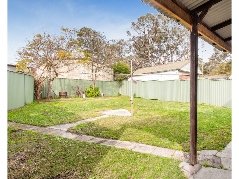 3 Banksia Street, Canton Beach NSW 2263