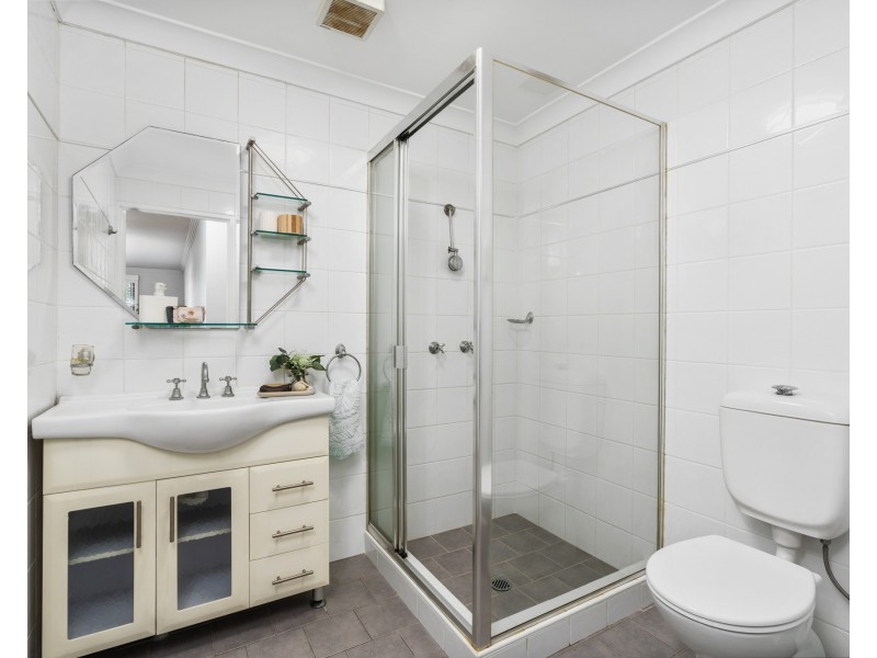 5/187-189 Albany Street, Point Frederick NSW 2250