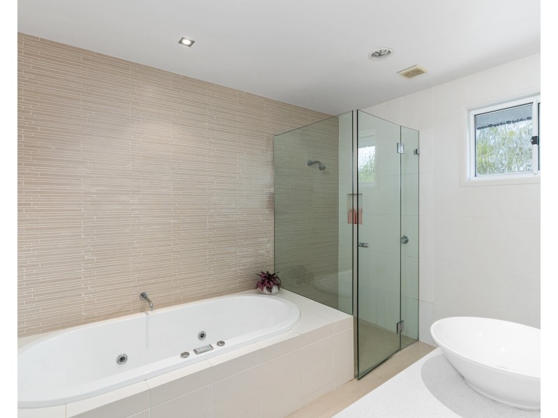 4 Minell Close, Wamberal NSW 2260