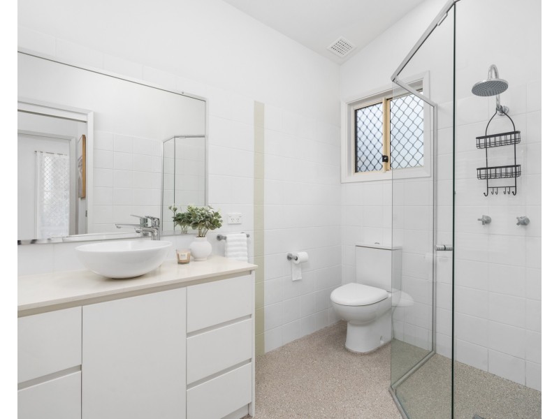 40 Bradleys Road, North Avoca NSW 2260