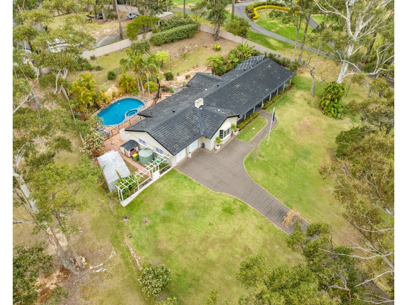 4 Kirra Street, Erina NSW 2250