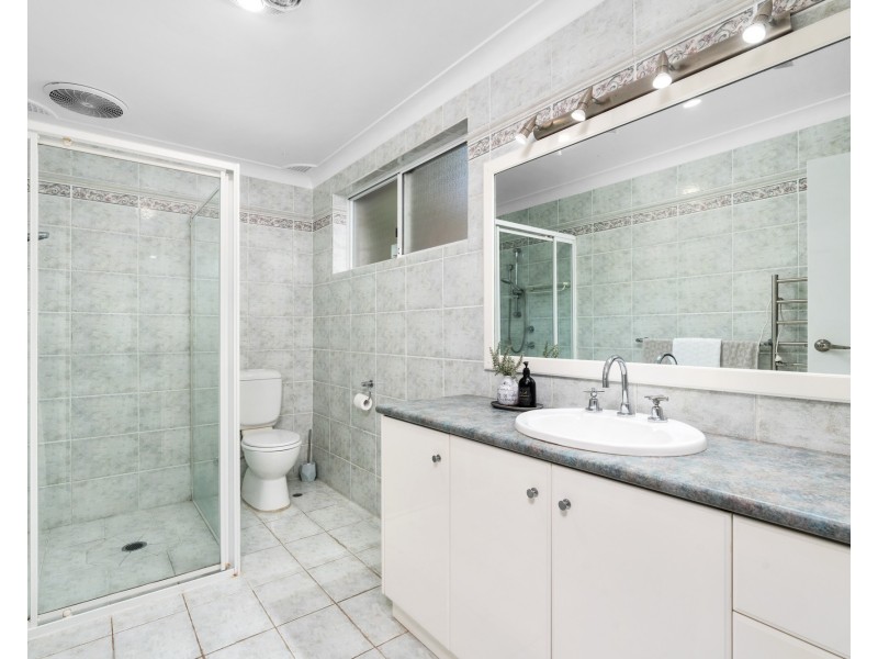 4 Kirra Street, Erina NSW 2250