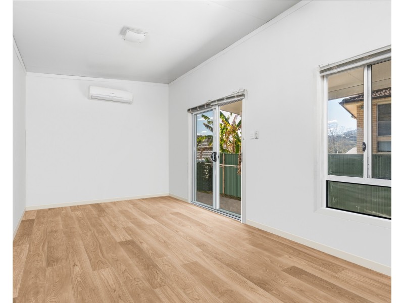 2 & 2A Haynes Street, Wyoming NSW 2250