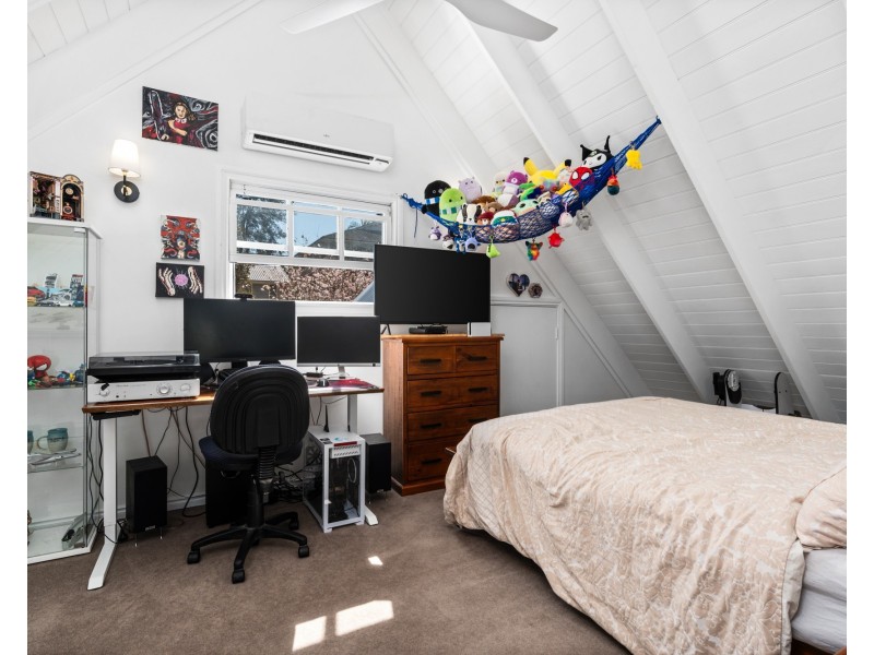 38 Pineridge Close, Lisarow NSW 2250