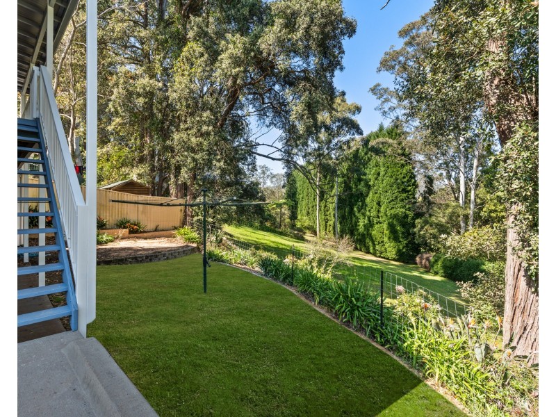 38 Pineridge Close, Lisarow NSW 2250