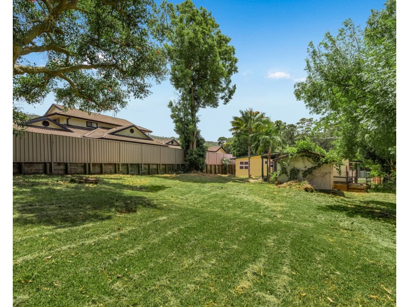 24 Waratah Street, East Gosford NSW 2250