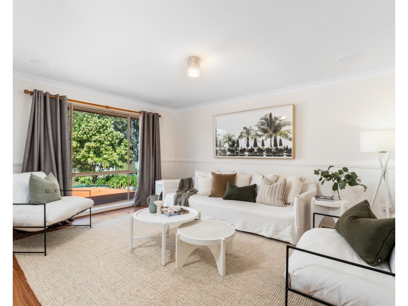 6 Coverdale Close, Lake Haven NSW 2263