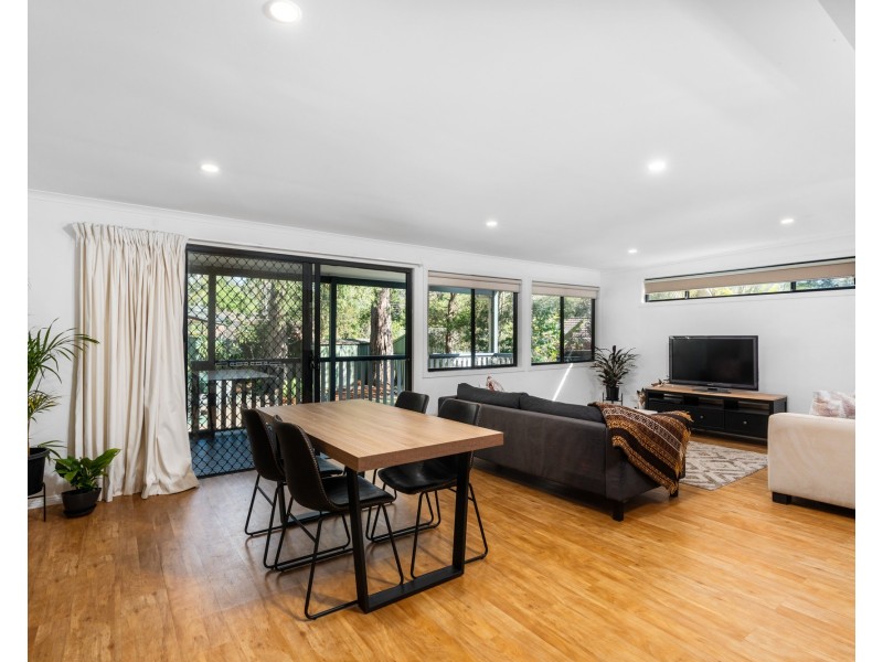 4 Paperbark Close, Wyoming NSW 2250