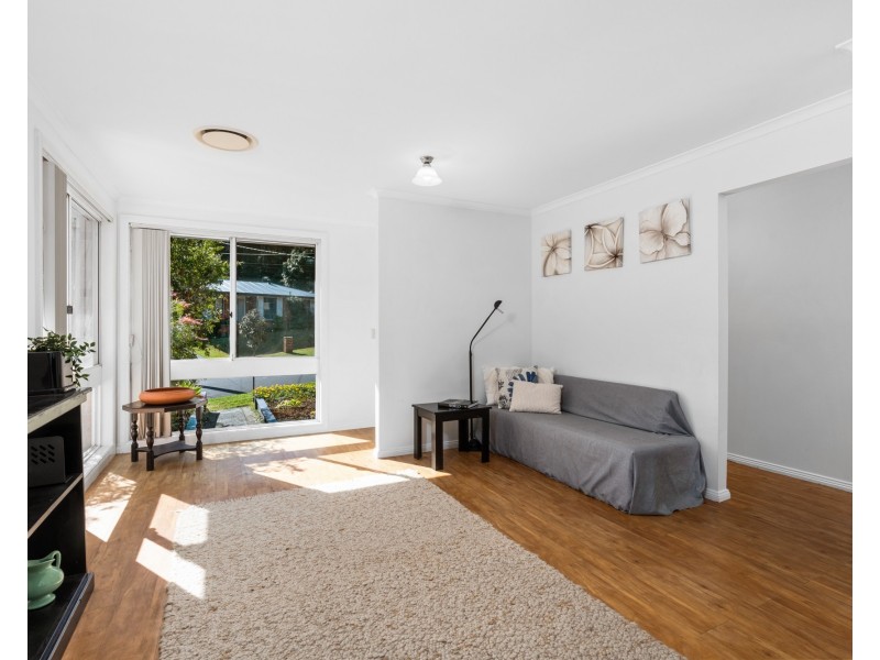 4 Paperbark Close, Wyoming NSW 2250