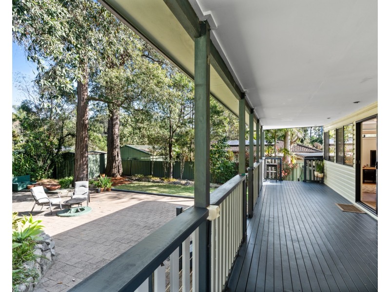 4 Paperbark Close, Wyoming NSW 2250