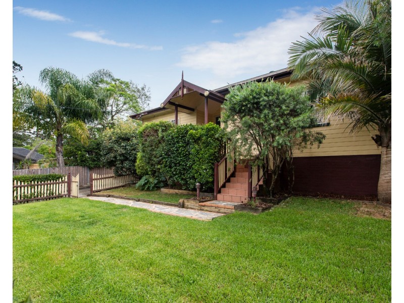 2 Glencoe Avenue, Wyoming NSW 2250