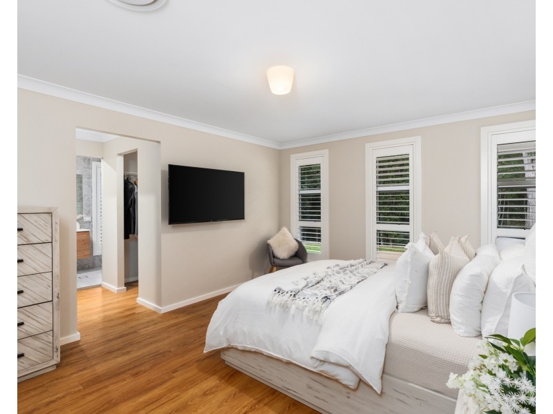 15 Elysian Place, Wyoming NSW 2250