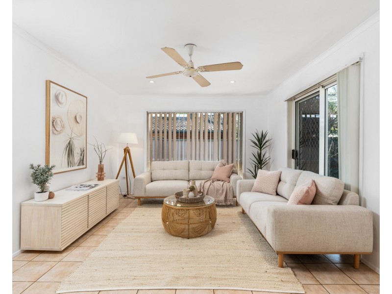 39 Kuburra Road, Erina NSW 2250