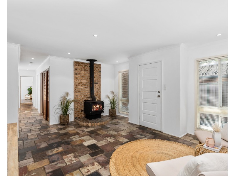 39 Kuburra Road, Erina NSW 2250