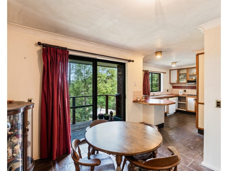 15 Gregory Street, Wyoming NSW 2250