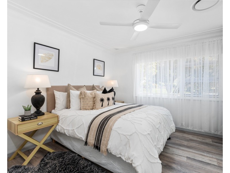 4 Bourbon Street, Wyoming NSW 2250