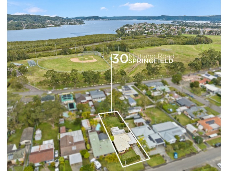 30 Maitland Road, Springfield NSW 2250