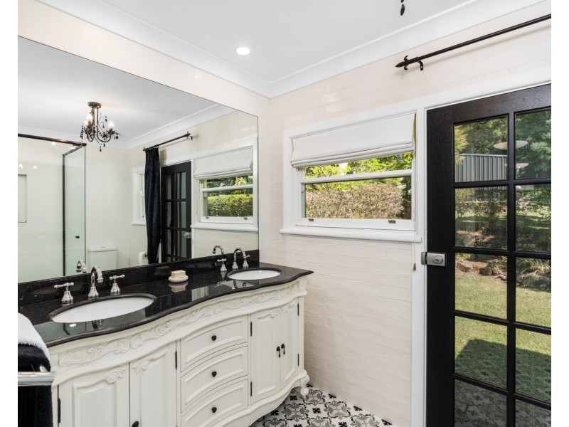 15 Wallarah Street, Lisarow NSW 2250