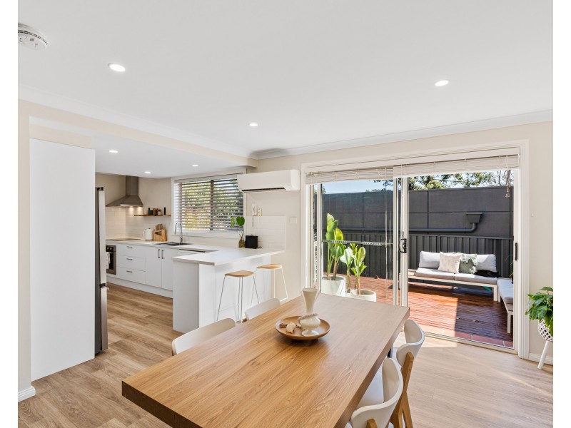 7/4 Parsons Road, Lisarow NSW 2250