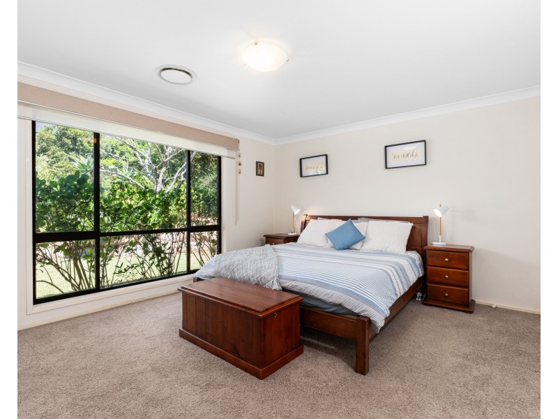 18 Cobbedah Drive, Springfield NSW 2250