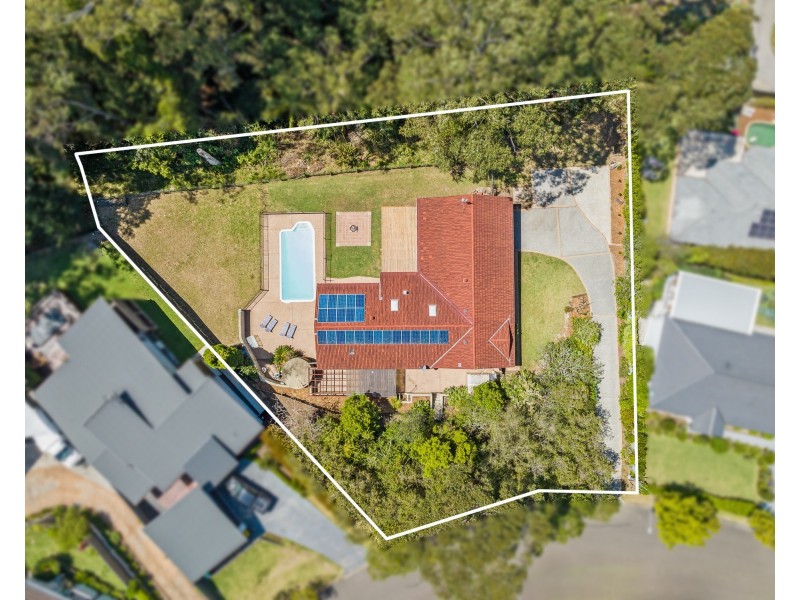 18 Cobbedah Drive, Springfield NSW 2250