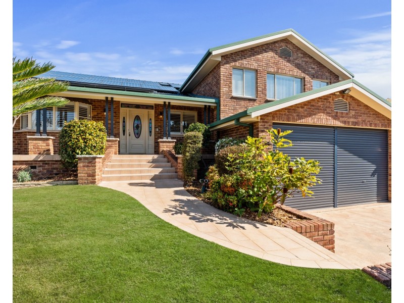 18 Corella Crescent, Narara NSW 2250