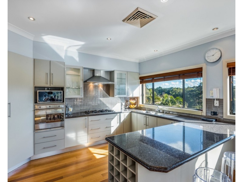 19 Robusta Close, Erina NSW 2250