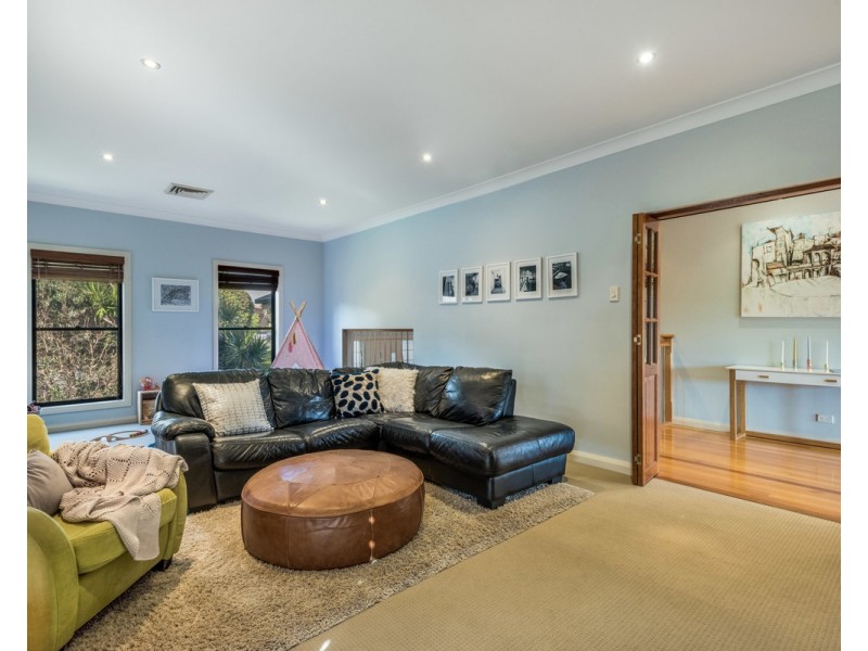 19 Robusta Close, Erina NSW 2250